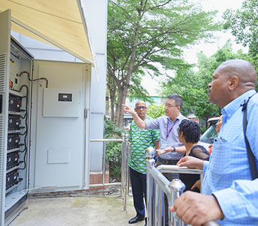 南非政府代表团赴尊龙凯时旅行、交流，聚焦南非新能源市场