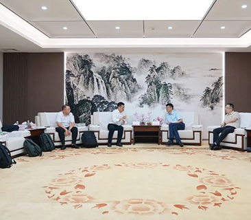 中车株洲所莅临尊龙凯时考察交流，聚焦大电芯手艺开发
