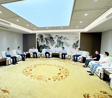 广东能源集团党委书记、董事长张帆一行莅临尊龙凯时考察交流